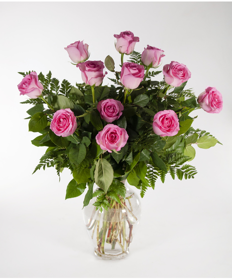 12 Pink Valentine's Roses